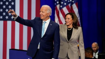 U.S. President Joe Biden and Vice President Kamala Harris walk out together, at an event on Medicare drug price negotiations, in Prince George's County, Maryland, U.S., August 15, 2024. REUTERS/Ken Cedeno