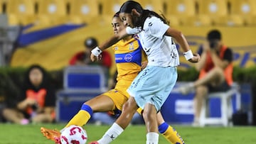 during the 17th round match between Tigres UANL and Pachuca as part of the Liga BBVA MX Femenil, Torneo Apertura 2024 at Universitario Stadium on November 03, 2024 in Monterrey, Nuevo Leon, Mexico.
