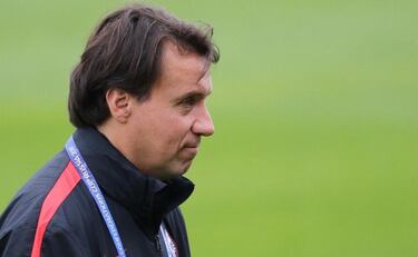 “Varios jugadores de la Roja hacen sentir que te realizan un favor y que no les puedes decir nada”