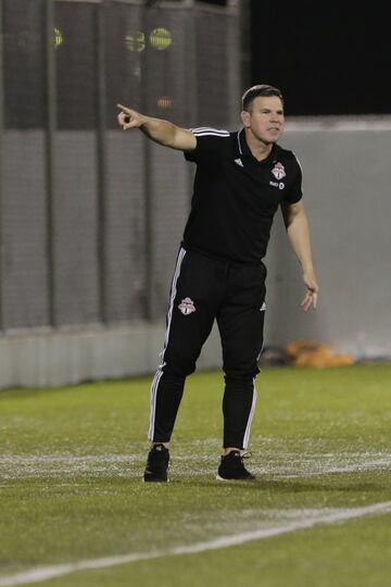El técnico Greg Vanney tuvo una noche para el olvido, junto con sus jugadores
