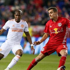 Pulisic urges Premier League teams to sign Aaron Long