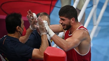 Gazi Jalidov pasa a cuartos de final. El púgil español superó por 3-2 al australiano Paulo Aokuso y ya está en cuartos de final del peso semipesado.