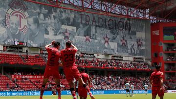 Tigres sufre primera derrota en la era Miguel Herrera ante Toluca