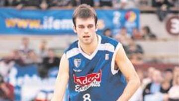 <b>ACERTADO. </b>Miso fue el máximo anotador del Adecco Estudiantes.