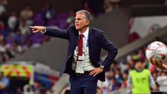 El director t&eacute;cnico portugu&eacute;s Carlos Queiroz durante el partido entre Ir&aacute;n y Jap&oacute;n por las semifinales de la Copa Asi&aacute;tica