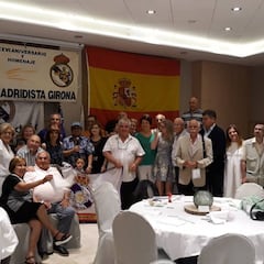 Encuentro de hermandad entre las peñas del Madrid y Girona
