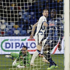 Nápoles e Inter se anulan en el Maradona