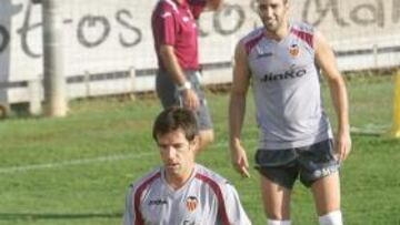 Albelda junto a Rami en un entrenamiento.