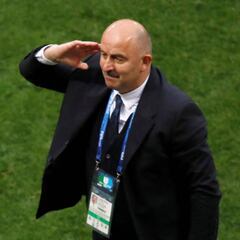 Cherchesov paró la rueda de prensa porque Putin le llamó