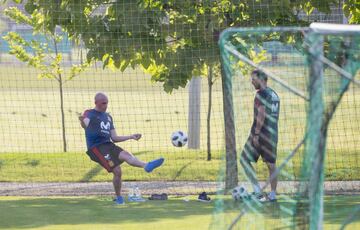 Rubiales y Marchena se entrenan en Krasnodar