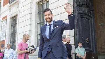 Rudy Fern&aacute;ndez, jugador del Real Madrid, durante su visita a la Comunidad.