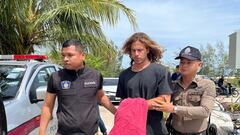 Daniel Sancho Bronchalo, the son of Spanish actor Rodolfo Sancho Aguirre is escorted while assisting Thai police with investigations after he was arrested on charges of murder in the death and dismemberment of his Colombian travelling companion Edwin Arrieta Arteaga on the tourist island of Koh Phangan, Thailand August 7, 2023. REUTERS/Stringer   NO RESALES. NO ARCHIVES