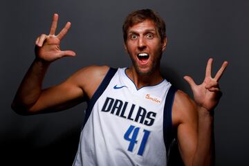 Dirk Nowitzki.