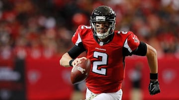 ATLANTA, GA - NOVEMBER 27: Matt Ryan #2 of the Atlanta Falcons runs the ball during the second half against the Arizona Cardinals at the Georgia Dome on November 27, 2016 in Atlanta, Georgia.   Kevin C. Cox/Getty Images/AFP
 == FOR NEWSPAPERS, INTERNET, TELCOS &amp; TELEVISION USE ONLY ==