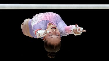 El M&S Bank Arena de Liverpool ha sido la sede del Campeonato Británico de gimnasia artística 2026, donde la galesa Jemima Taylor, medalla de plata en el ejercicio de suelo en la pasada edición, ha tenido un papel destacado. La gimnasta del Club Cymru, de solo 17 años, parece estar suspendida en el aire al final de su actuación en las barras asimétricas.