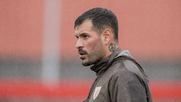 Herrerín sigue en Lezama.