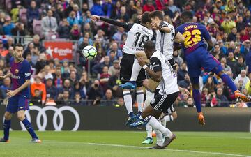 Samuel Umtiti makes it 2-0.