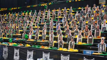 Imagen del mosaico con aficionados