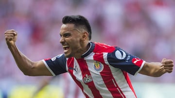 ‘Gallito’ Vázquez jugará Copa Sudamericana con su nuevo club