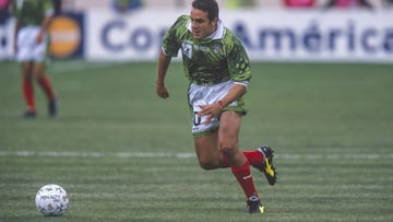 Cuauhtemoc Blanco of Mexico during the game of Third Place between Chile and Mexico (Mexican National Team) as part Paraguay America Cup 1999, at Defensores del Chaco Stadium, on July 17, 1999, in Asuncion Paraguay.