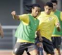 Brasil-Camerún: Ronaldinho prepara su fría venganza