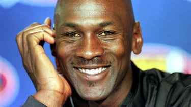 Michael Jordan protagonizará NBA 2K17, pero no es el que esperabas