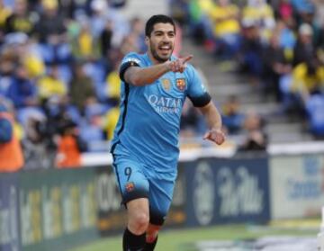 Luis Suárez celebra su primer gol ante Las Palmas.