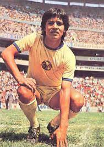 El talentoso volante jugó en el América entre 1975 y 1977.