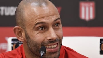 Mascherano: "Mundial cada dos años es positivo; Wenger es un visionario"