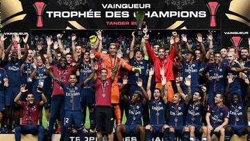 Un Alves descomunal lleva al PSG a la Supercopa francesa