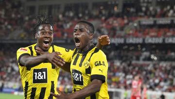 Bynoe-Gittens y Moukoko.
