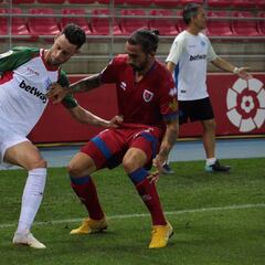 El Numancia deja buenas sensaciones y supera al Alavés