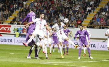 0-1. Zuiverloon anotó en propia puerta el primer tanto del Real Madrid.