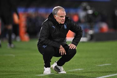 Marcelo Bielsa could recall Luis Suárez and Edinson Cavani to the Uruguay national team