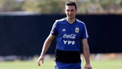 El equipo con el que probó Scaloni en la última práctica