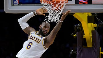 Is age finally having an effect on the Lakers’ LeBron James as he suffers foot soreness?