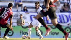 El conjunto de Heinze se adelant&oacute; y resisti&oacute; muchos minutos en inferioridad, pero finalmente un penal dej&oacute; el 1-1 definitivo en el partido jugado en Liniers.