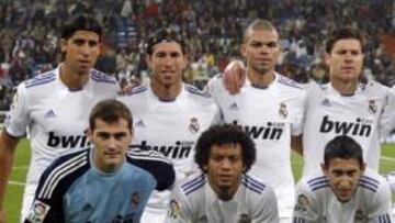 <b>DE LUJO. </b>Arriba, Khedira, Ramos, Pepe, Xabi Alonso, Carvalho y Cristiano. Abajo: Casillas, Marcelo, Di María, Özil e Higuaín.
