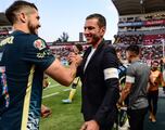 Henry Martín fue visitado por Jaime Lozano, pero es duda para enfrentar a Monterrey