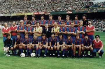 El a?o 1985 fue el del dcimo ttulo de liga para el Barcelona y primero de la era Nu?ez con un magnfico Schuster como director de juego. As pos la plantilla antes de comenzar la temporada.