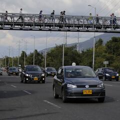 Pico y placa en Bogotá y Medellín, 8 de noviembre: restricción, horarios y excepciones