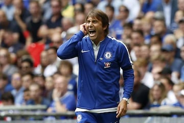 Chelsea's Italian head coach Antonio Conte