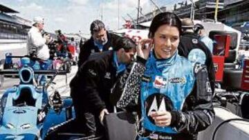 <b>COTIZADA. </b>Danica Patrick es todo un fenómeno mediático.