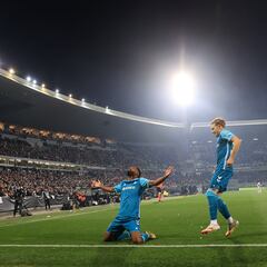 Bakambu vale los cuartos