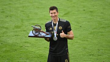 Lewandowski revels in 'historic' Bundesliga goals record