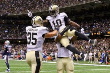 Partidazos del wide receiver de los Saints, Brandin Cooks, que consiguió atrapar 4 pases para 117 yardas y un touchdown (que celebra espectacularmente en la imagen) y el QB suplente de New England, Jimmy Garoppolo, que consiguió 28 pases de 33 intentos para 269 yardas y un touchdown, liderando cinco drives anotadores para los Patriots. ¡Tiembla, Brady!