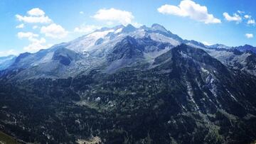 Una montañera muere por una caída en el pico Aneto