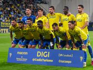 Once titular del Cádiz ante el Real Valladolid en la jornada 13 de la Liga Hypermotion.