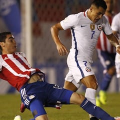 Paraguay da su nómina pensando en frenar a Alexis y Vargas