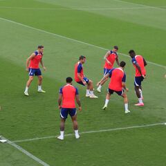 Nahuel vuelve y Saúl coge ventaja